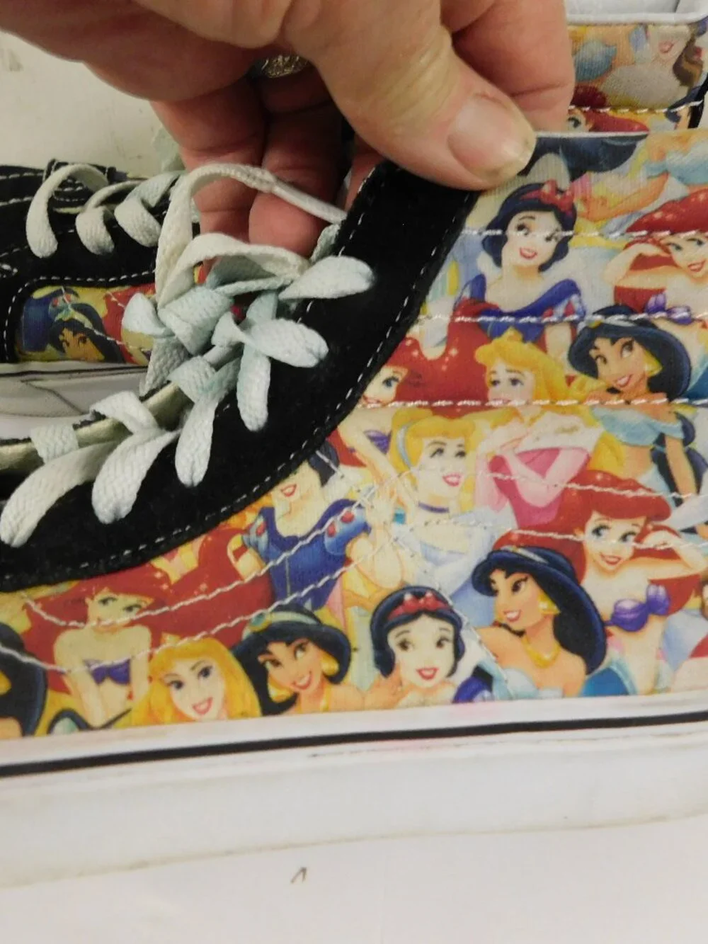 Vans Disney Princess Skate HI Top Sneakers Shoes Women's Size 8.5  Men's 7